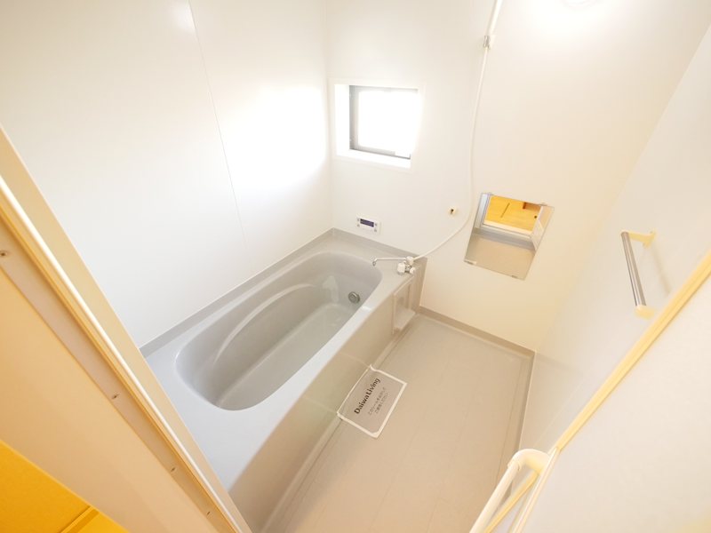 バス・シャワールーム　シャワー・追い焚き給湯