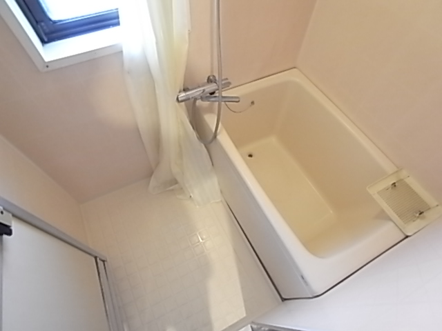 バス・シャワールーム　きれいなお風呂です