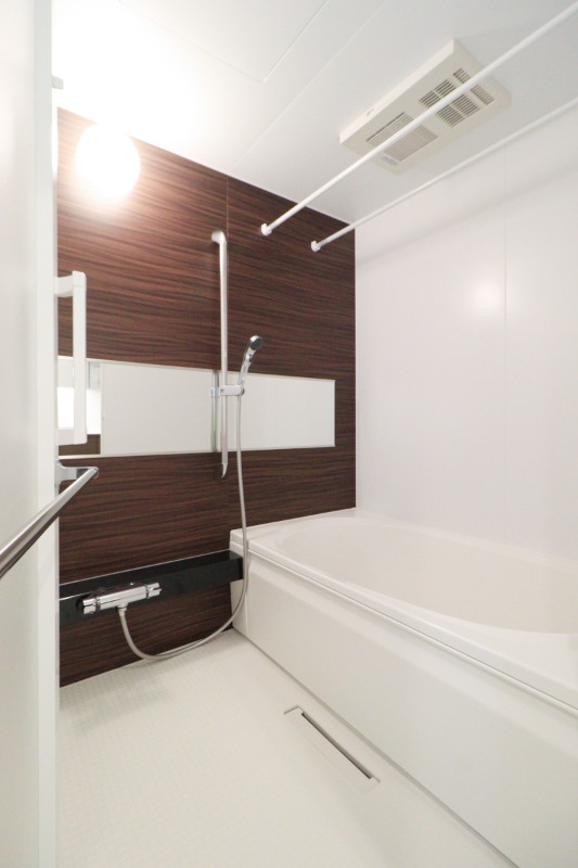 バス・シャワールーム　図面と現状に相違がある場合には現状を優先