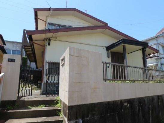 建物外観　道路側からの建物外観