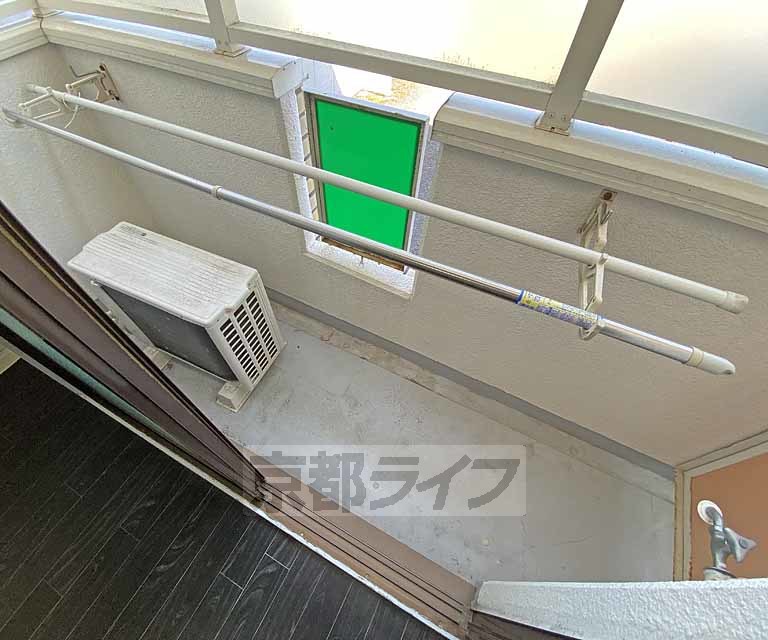 バルコニー　洗濯物を乾かしましょう！