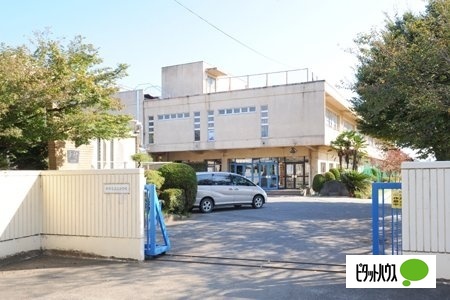 中学校　佐野市立北中学校（中学校）まで1526m