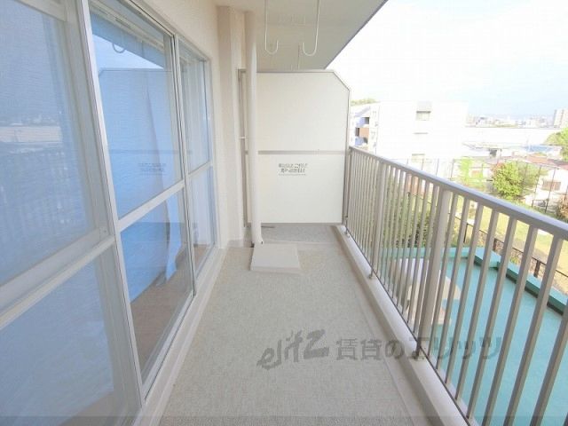 バルコニー　ベランダ