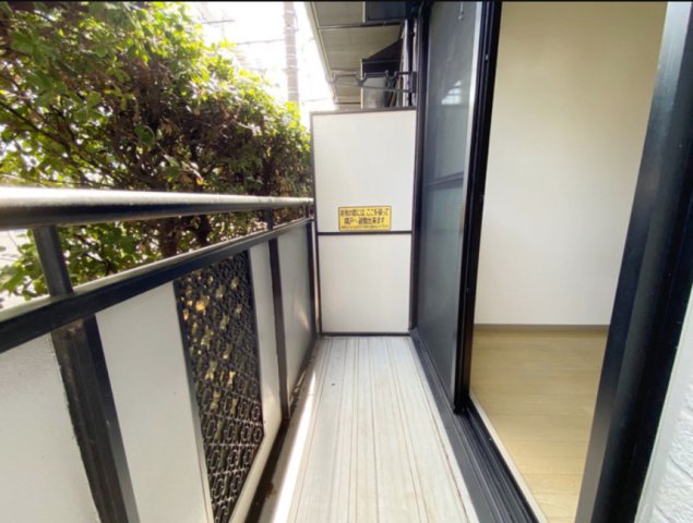 バルコニー　メゾンクアトロ