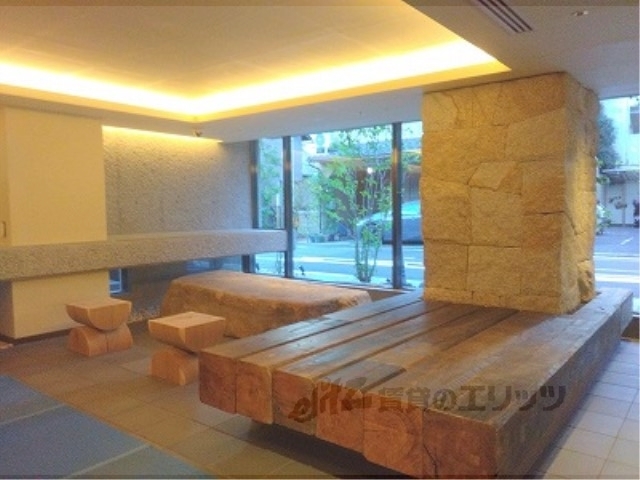 ロビー　ロビー