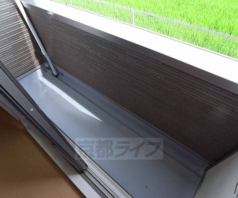 バルコニー　日当たり良好のバルコニーです。