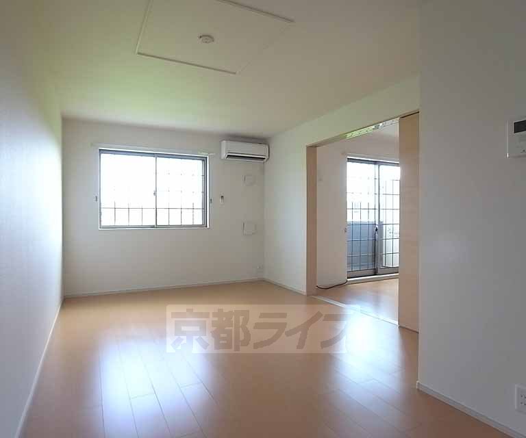 居室・リビング　１１．４帖の広々したリビングです。