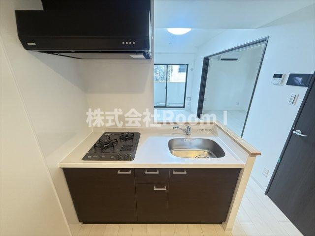 キッチン　コンパクトなキッチンで掃除もラクラク