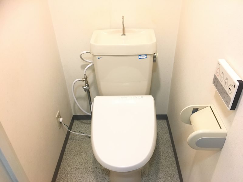 トイレ　同タイプ別室参照