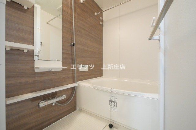 バス・シャワールーム　バス