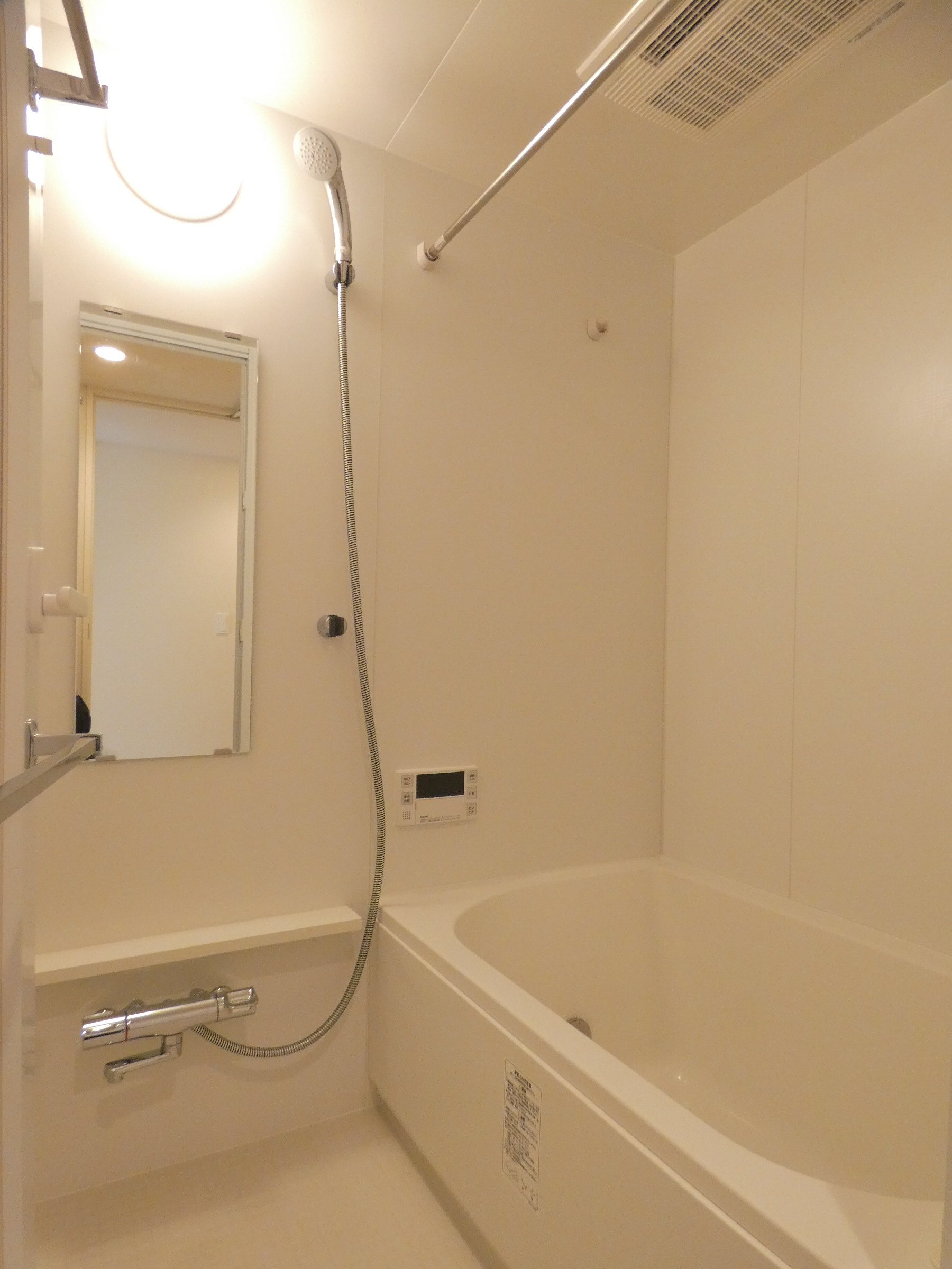 バス・シャワールーム　バス