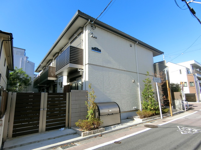 建物外観　★「三鷹」駅徒歩１４分★