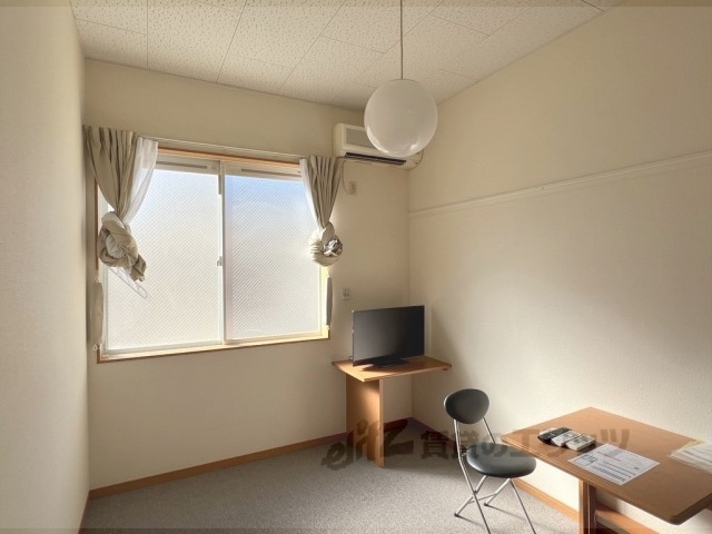 居室・リビング　洋室