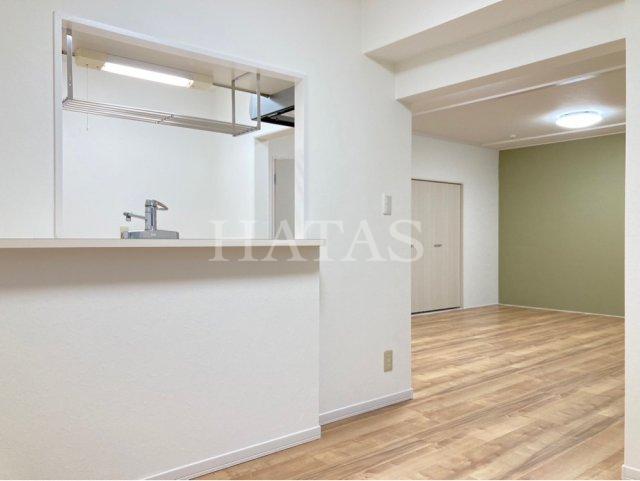 居室・リビング　同物件別部屋です（現況優先）