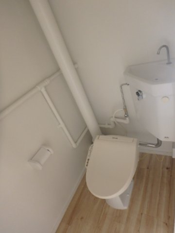 トイレ　イメージ102号室の写真