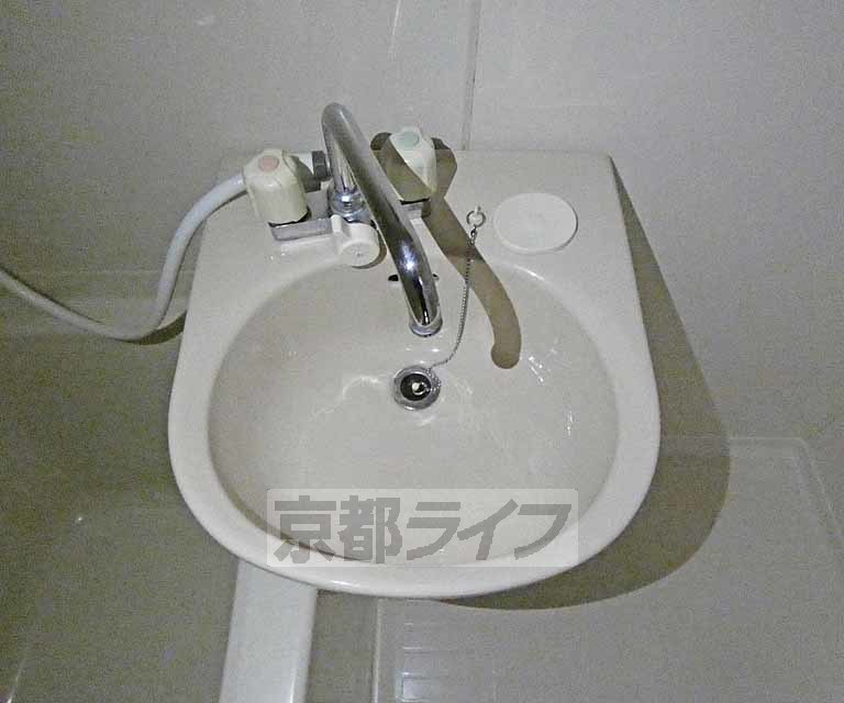 洗面設備　洗面台です。