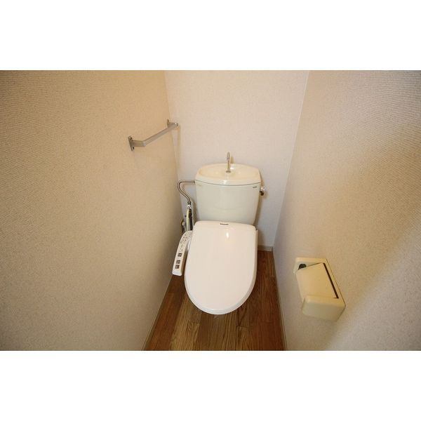 トイレ　ウォシュレットの付いたレストルーム！