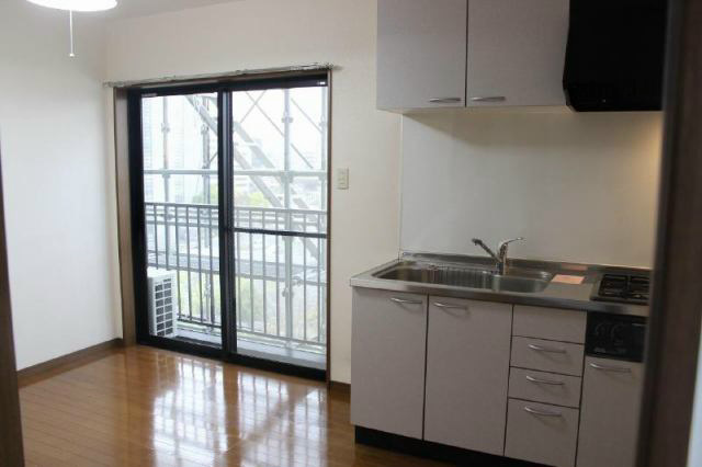 居室・リビング　※現況優先