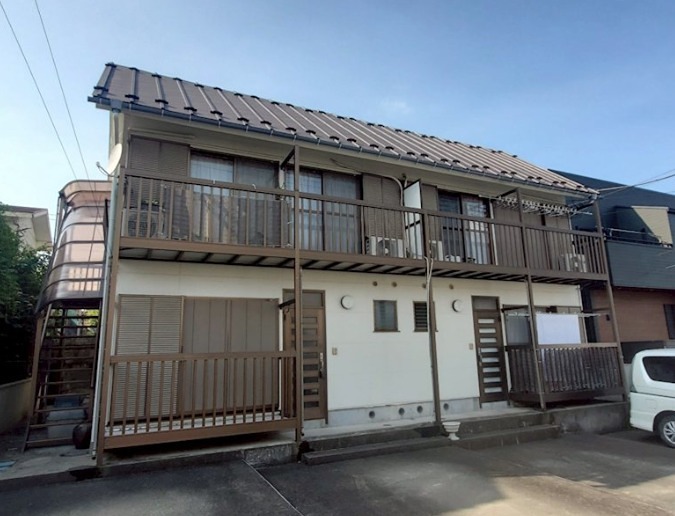 建物外観　めじろ台駅から徒歩８分の物件です。