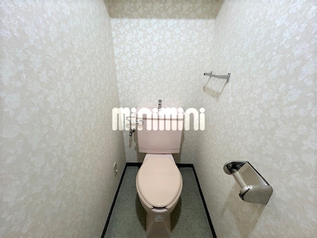 トイレ　清潔感のある洋式のトイレ