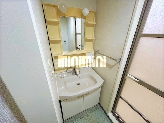 洗面設備　人気のシャンプードレッサー