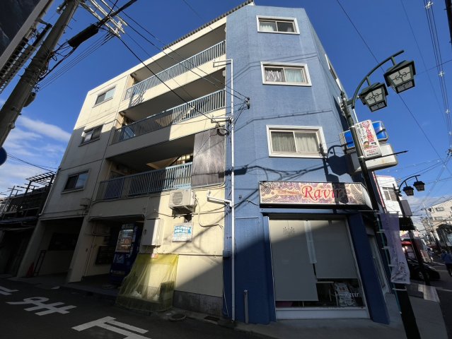 建物外観　外観は落ち着いています