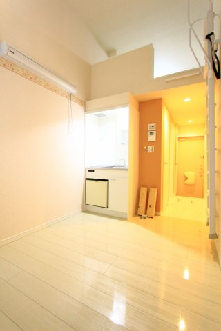 居室・リビング　同物件の参考写真です。