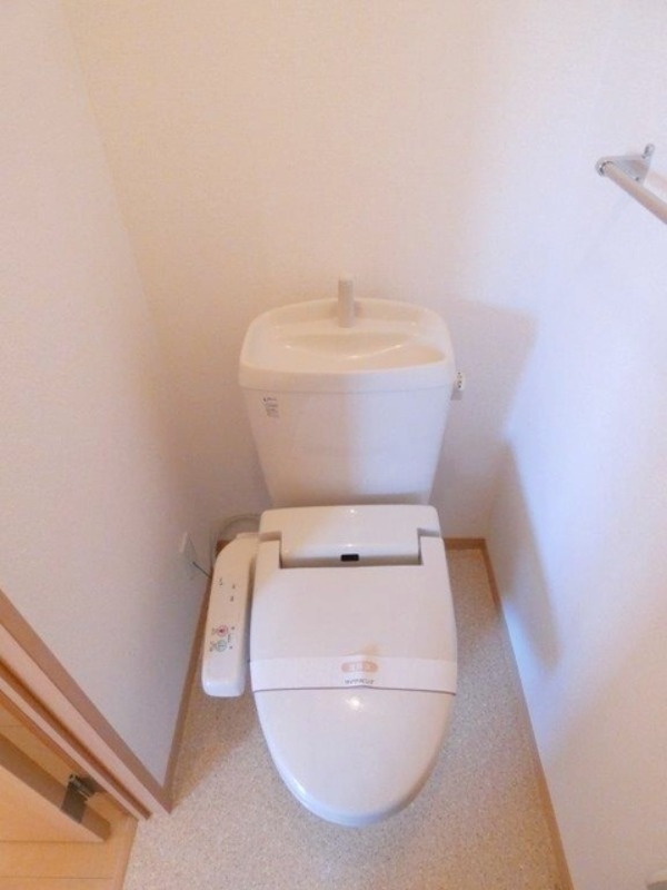 トイレ　図面と現状に相違がある場合には現状を優先