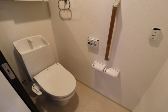 トイレ　※別部屋の写真です