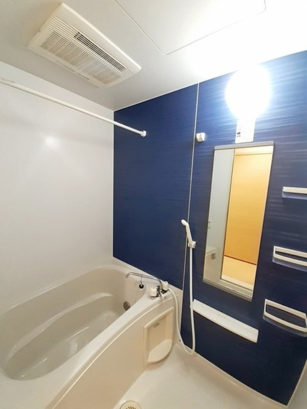 バス・シャワールーム　図面と現状に相違がある場合には現状を優先