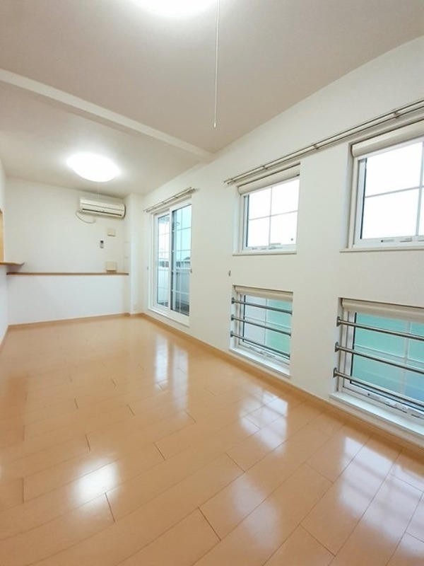 居室・リビング　図面と現状に相違がある場合には現状を優先