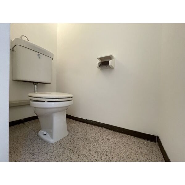 トイレ　別室の参考写真です。※現況優先