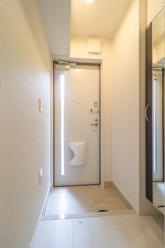 玄関　図面と現状に相違がある場合には現状を優先