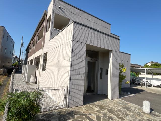 建物外観　外観写真（昼）