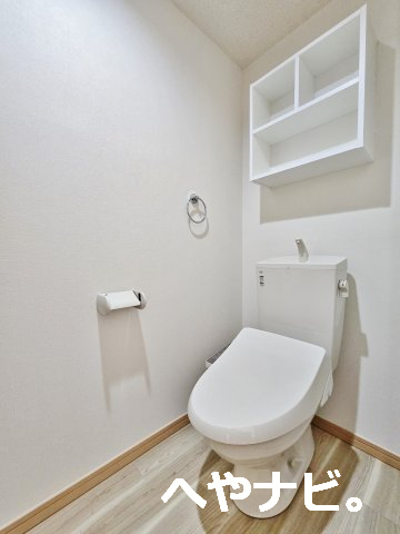 トイレ　※別号室写真です。