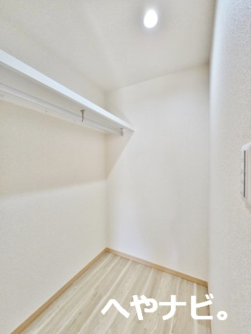 収納　※別号室写真です。