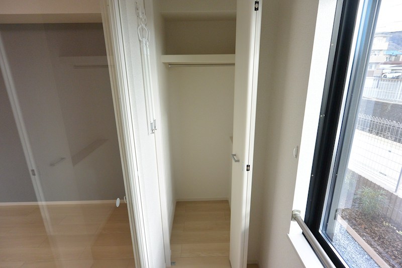 収納　サービスルーム収納