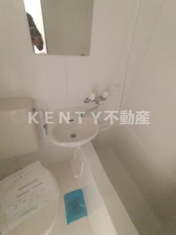 洗面設備　コンパクトで使いやすい洗面所