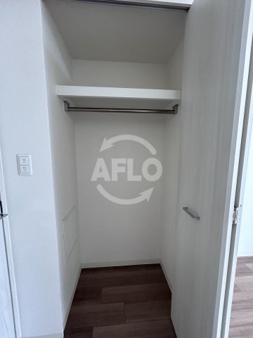 収納　ディームス江坂　クローゼット