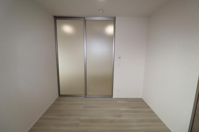 その他部屋・スペース　洋室５．３帖？