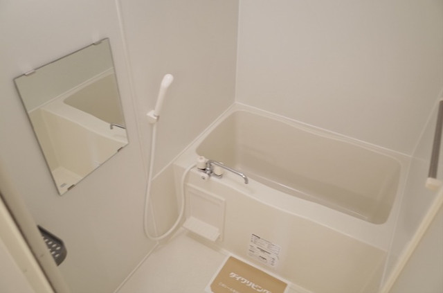 バス・シャワールーム　同型イメージ