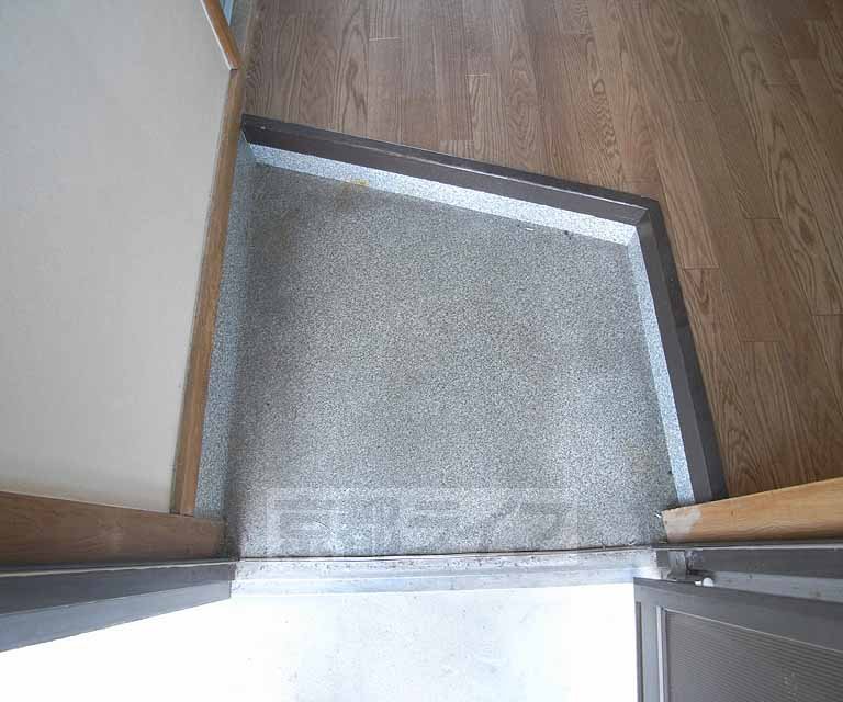 玄関　玄関を入ったところです。