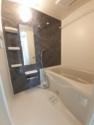 バス・シャワールーム　日々の暮らしに欠かせないお風呂です