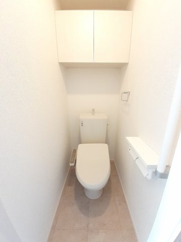 トイレ　落ち着いたトイレです