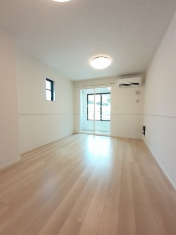 居室・リビング　ゆったり過ごせるリビングです