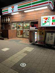 コンビニ　セブンイレブン 新橋2丁目店（コンビニ）まで374m