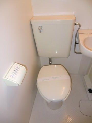 トイレ　洋式のおトイレです