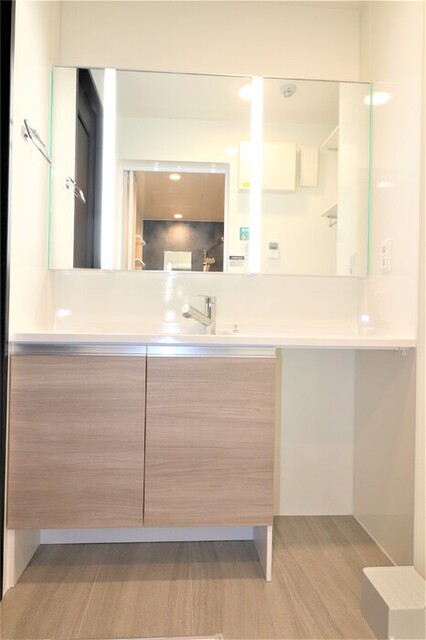 洗面設備　洗髪洗面化粧台