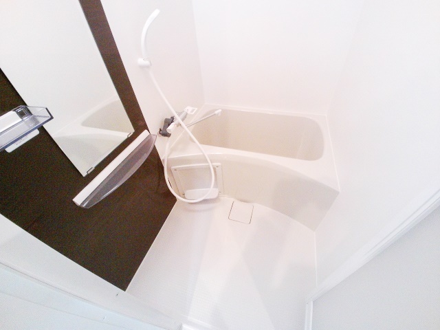 バス・シャワールーム　疲れを癒す浴室。