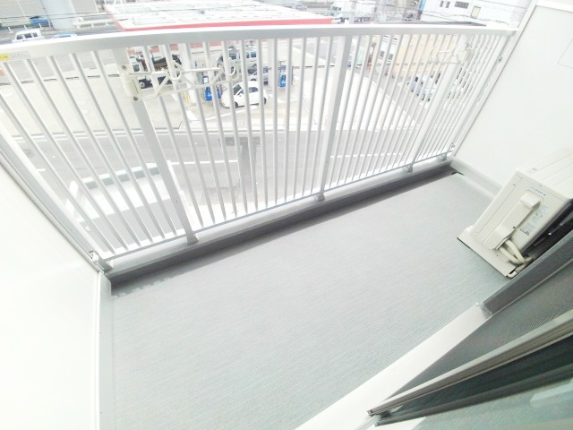 バルコニー　バルコニーはゆったりしています。